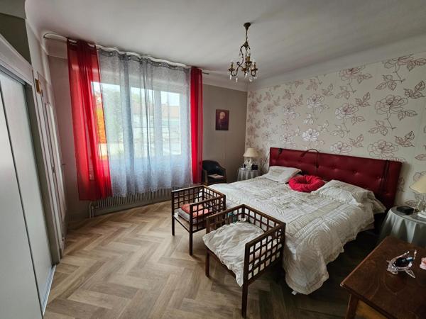 Maison 200 m² Bellerive proche Pont Jacques Chirac et des commodités  Secteur calme et résidentiel