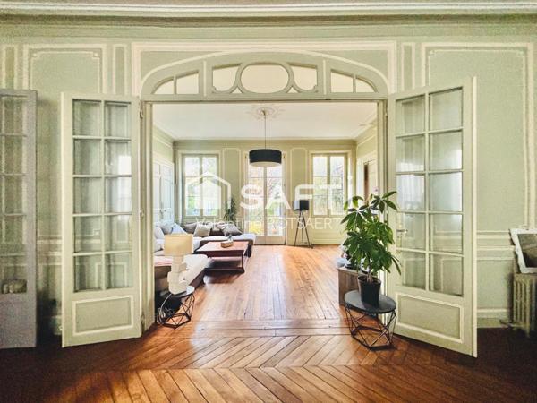 Très bel hôtel particulier en centre ville de Compiègne