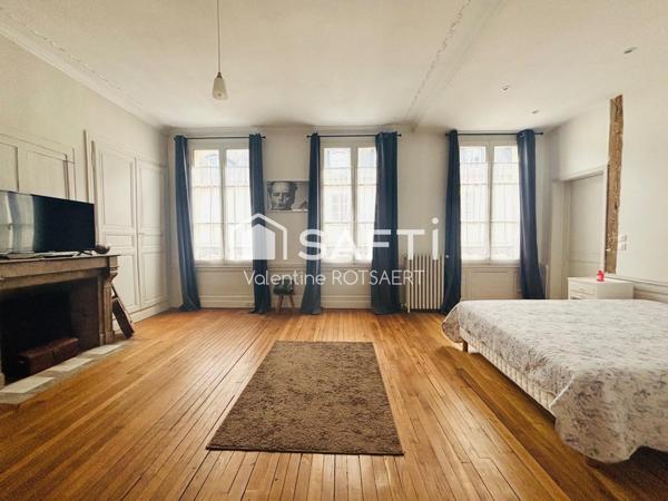 Très bel hôtel particulier en centre ville de Compiègne