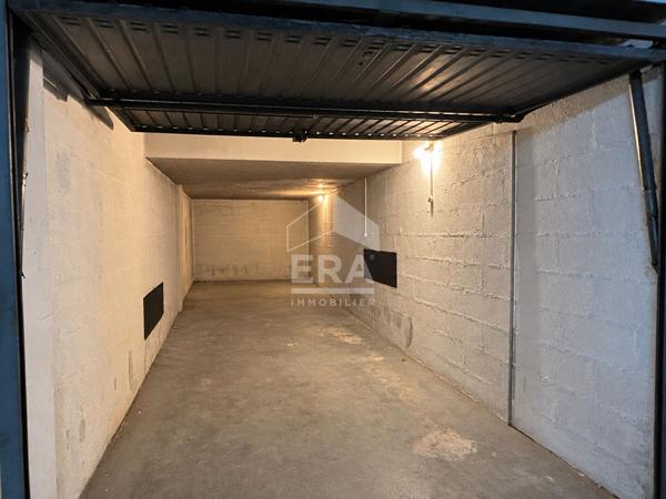 Box  Rue P.V. Couturier Levallois Perret 22.5 m2