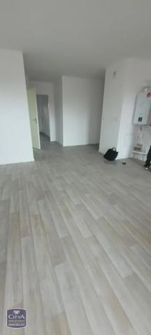 Appartement à louer 2 pièces 49.47m² Valenciennes (59300)