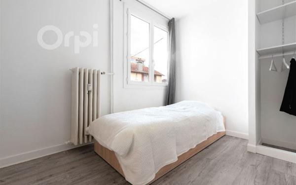 Appartement à louer    1 pièce •  Chambéry