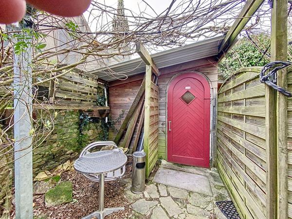 Investisseurs : Immeuble à vendre à Saint-Thurien