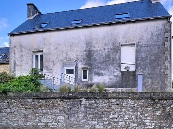 Investisseurs : Immeuble à vendre à Saint-Thurien