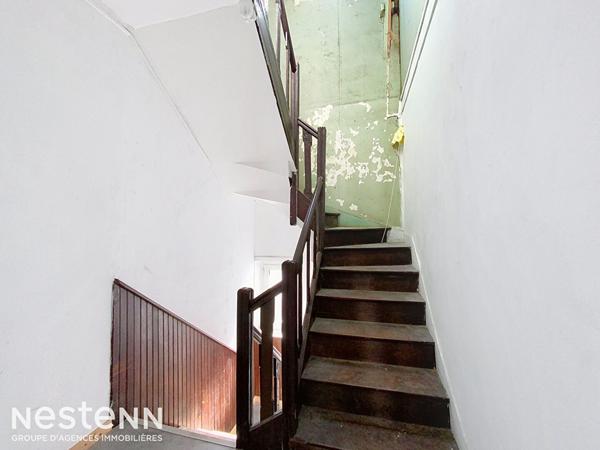 Investisseurs : Immeuble à vendre à Saint-Thurien