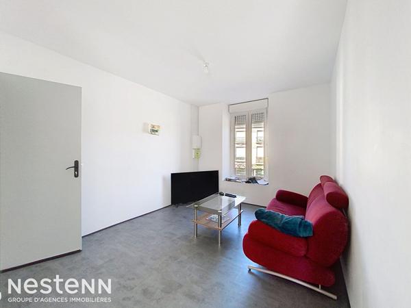 Investisseurs : Immeuble à vendre à Saint-Thurien