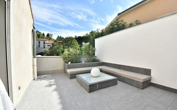 Maison à vendre    6 pièces • 201,49 m2 Trévoux
