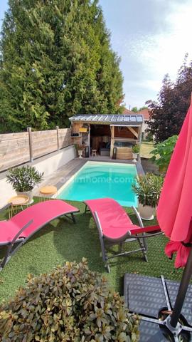 Revigny-sur-Ornain maison individuelle à vendre sans travaux sur un terrain de 2 600 m² - Piscine.