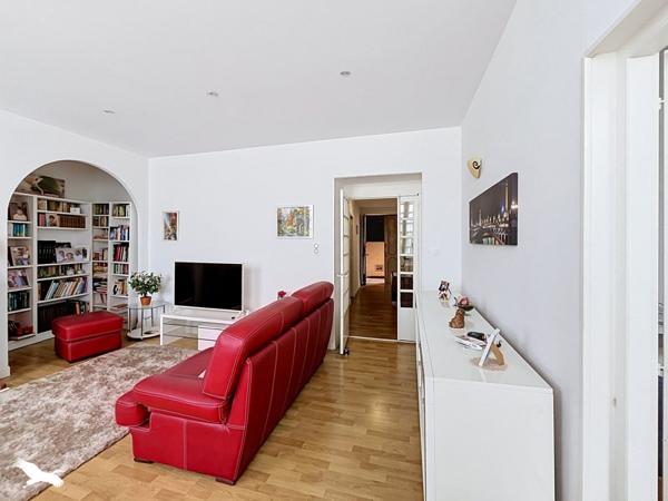 Immeuble à vendre 161 250 € Moissac 272 m² DPE D