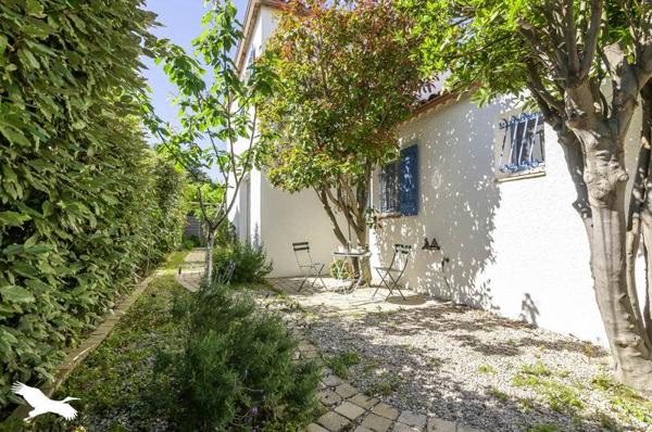 Maison à vendre 570 000 € Mèze 6 p 136 m² DPE B