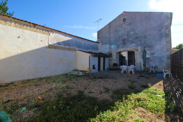 Maison à vendre à Matha (17160) - Charente-Maritime