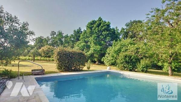 Maison à Vendre à Camblanes-et-Meynac (33360) en Gironde (33).

Proche Latresne (33360) Magni...