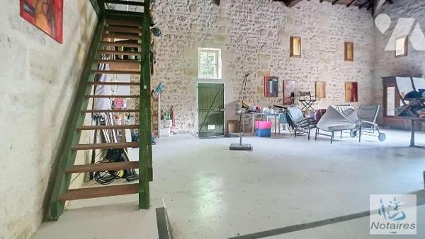 Maison à Vendre à Camblanes-et-Meynac (33360) en Gironde (33).

Proche Latresne (33360) Magni...