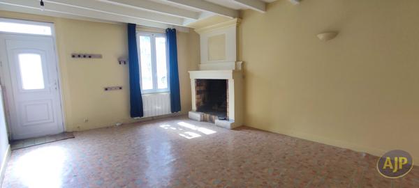 Maison à vendre Pons - 5 pièces, 100m² avec 3 chambre(s) à 110 000€ - AJP Immobilier Pons