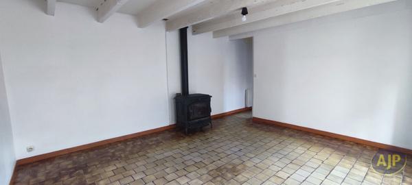Maison à vendre Pons - 5 pièces, 100m² avec 3 chambre(s) à 110 000€ - AJP Immobilier Pons