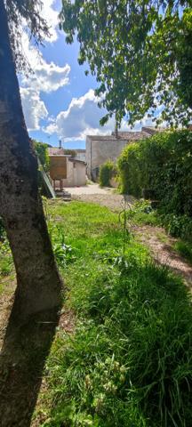 Maison à vendre Pons - 5 pièces, 100m² avec 3 chambre(s) à 110 000€ - AJP Immobilier Pons