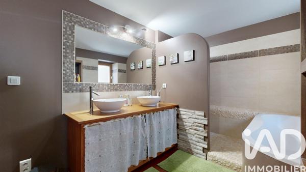 Maison à vendre 7 pièces 156 m² Mallemort