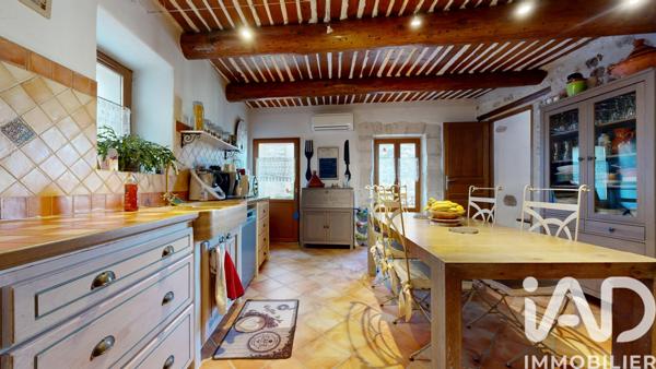 Maison à vendre 7 pièces 156 m² Mallemort