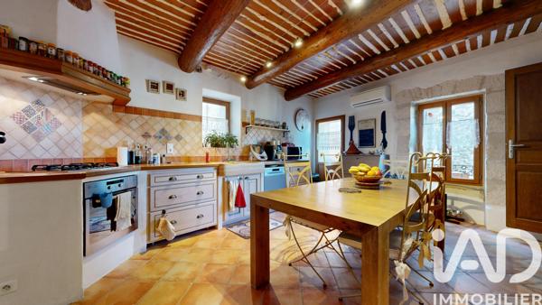 Maison à vendre 7 pièces 156 m² Mallemort