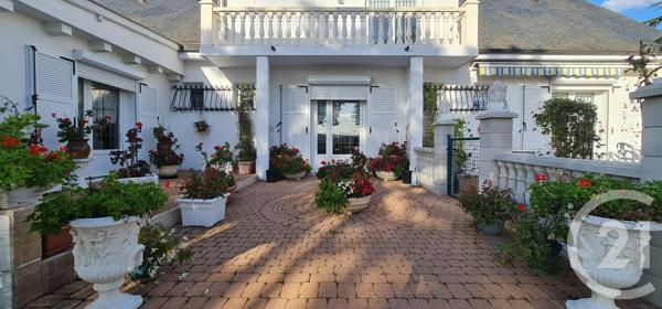 Maison à vendre  16 pièces - 524 m2 AMBLAINVILLE - 60