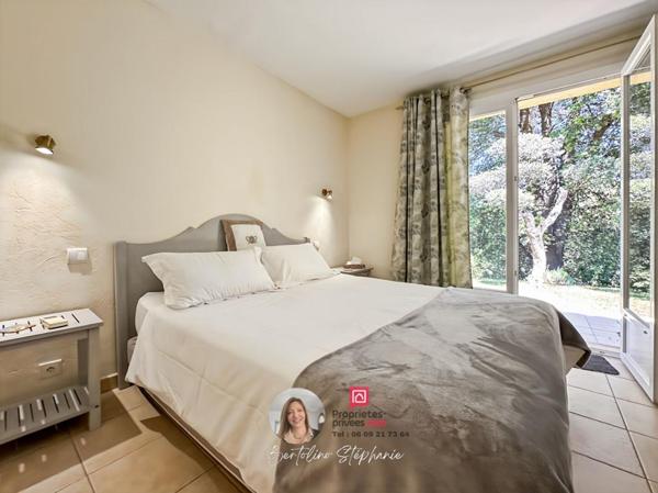 TRANS-EN-PROVENCE - Villa de plain-pied avec piscine, dépendance et terrain paysagé