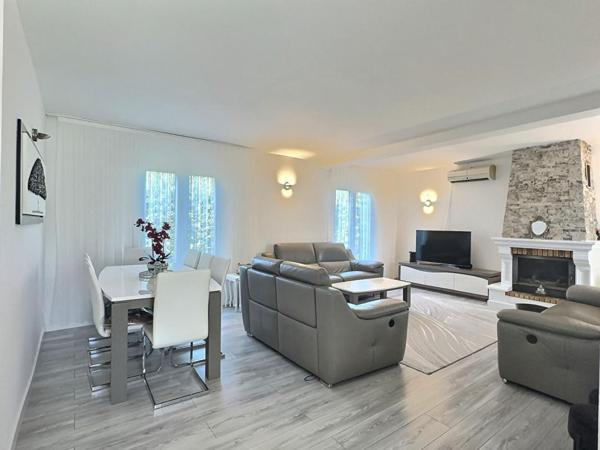 Maison VIDAUBAN de 5 pièce(s)