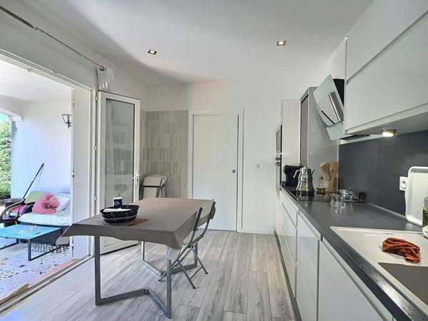 Maison VIDAUBAN de 5 pièce(s)