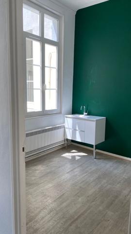 BUREAUX 60 M², Caen 14000