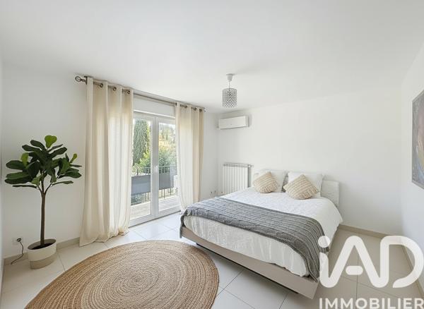 Maison à vendre 6 pièces 136 m² Roquevaire