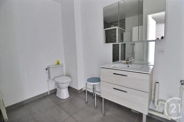 Appartement F3 à vendre  3 pièces - 63,94 m 2   LES LILAS  - 93