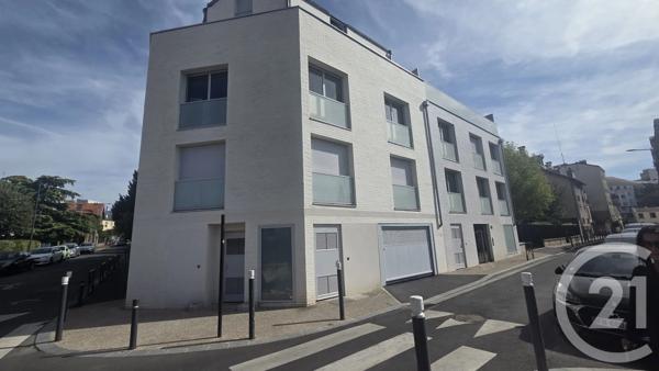Appartement F3 à vendre  3 pièces - 63,94 m 2   LES LILAS  - 93