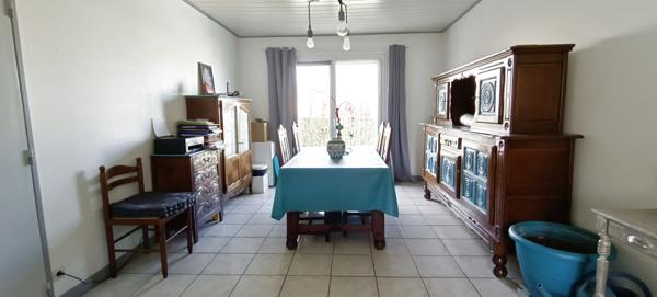 MAISON 4 CHAMBRES A CHOLET