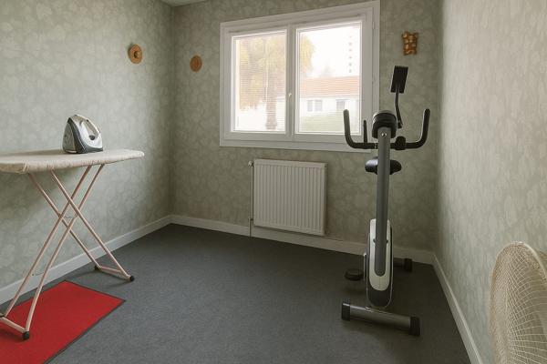 MAISON 4 CHAMBRES A CHOLET