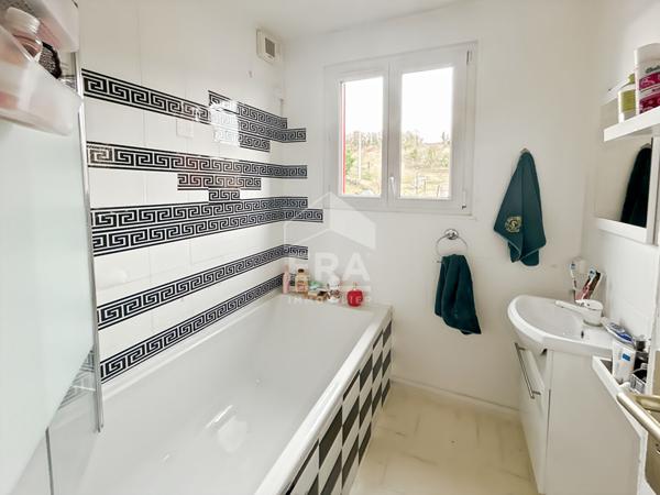 A VENDRE Appartement Etampes 3 pièce(s) 55.39 m2