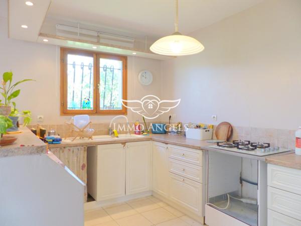 Maison T6 de 130m² sur 500m² de terrain + garage