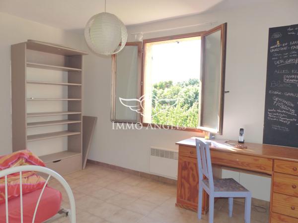Maison T6 de 130m² sur 500m² de terrain + garage