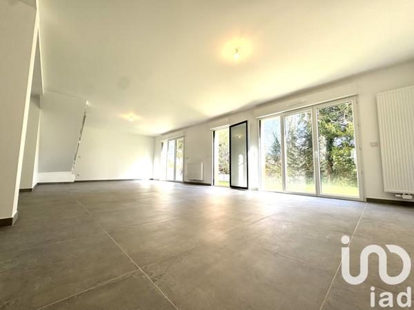 Maison à vendre 6 pièces 141 m² Mantes-la-Ville