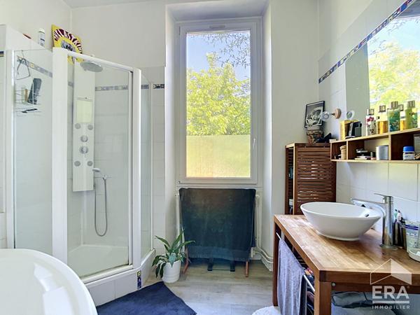 EXCLUSIVITE à vendre maison 6 pièces à Marseille - Pont de Vivaux 13010