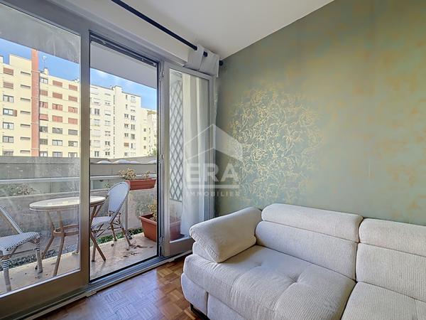Michel Bizot 2 pièces 43m2 avec balcon de 8m2