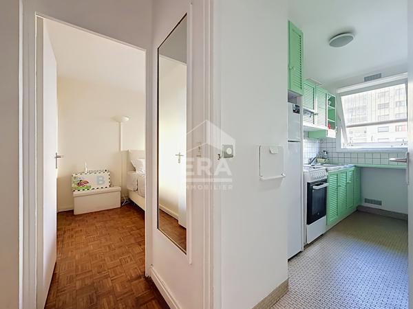 Michel Bizot 2 pièces 43m2 avec balcon de 8m2