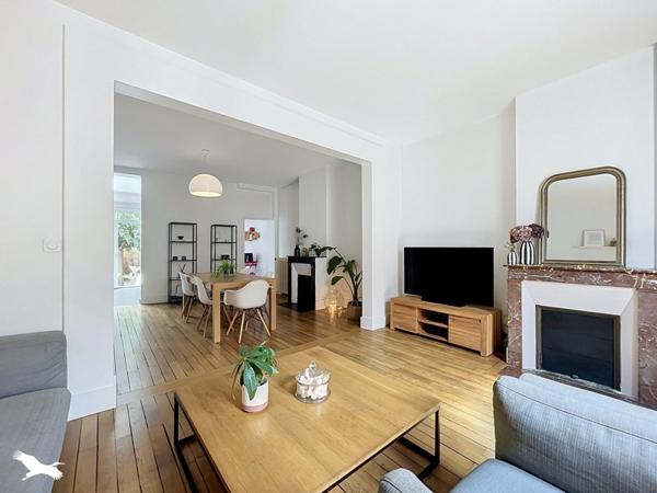 Maison à vendre 581 085 € Tours 6 p 150 m² DPE C