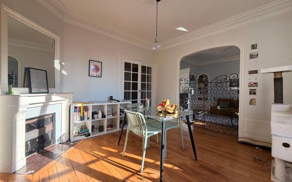 Appartement à vendre    3 pièces • 68 m2 Montrouge