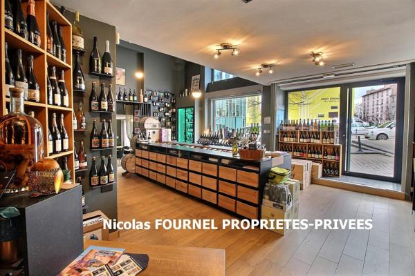 Saint-Etienne 42000 Cave à vin, restaurant et un appartement