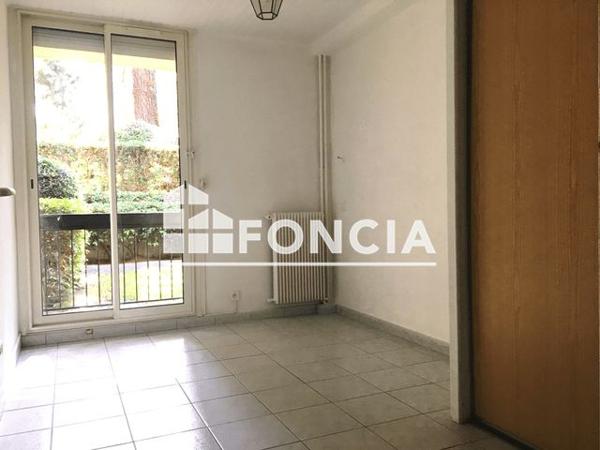 Location Appartement 3 pièces 60.29 m² - ALLEE ALBENIZ Marseille 13008