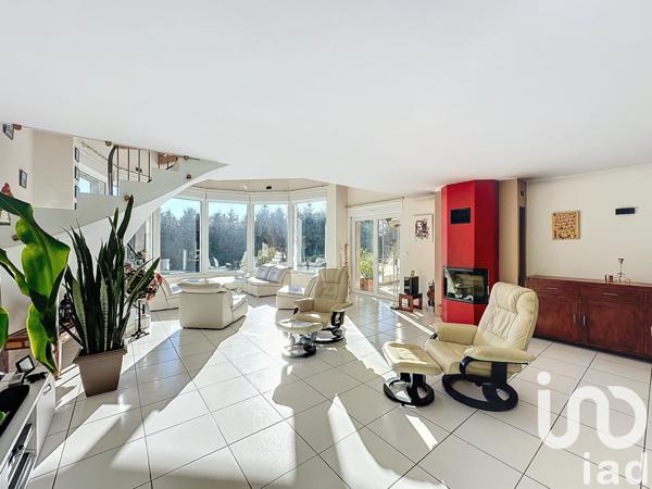 Maison à vendre 13 pièces 303 m² Saint-Chély-d'Apcher