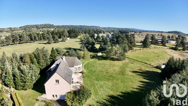 Maison à vendre 13 pièces 303 m² Saint-Chély-d'Apcher