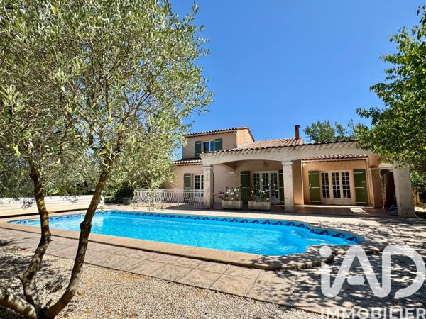 Maison à vendre 6 pièces 143 m² Saint-Maximin-la-Sainte-Baume