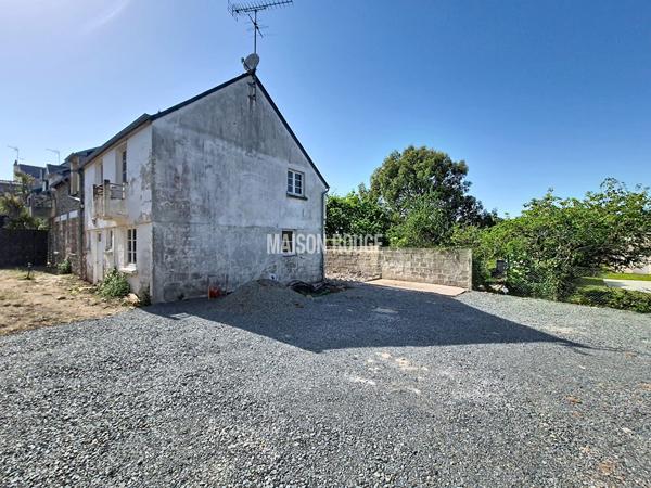 Potentiel à Deux Pas des Plages Maison à rénover au Val André