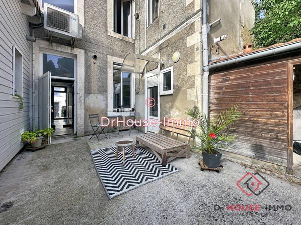 Immeuble à vendre 10 pièces de 197 m²