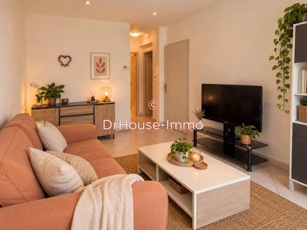 Immeuble à vendre 10 pièces de 197 m²